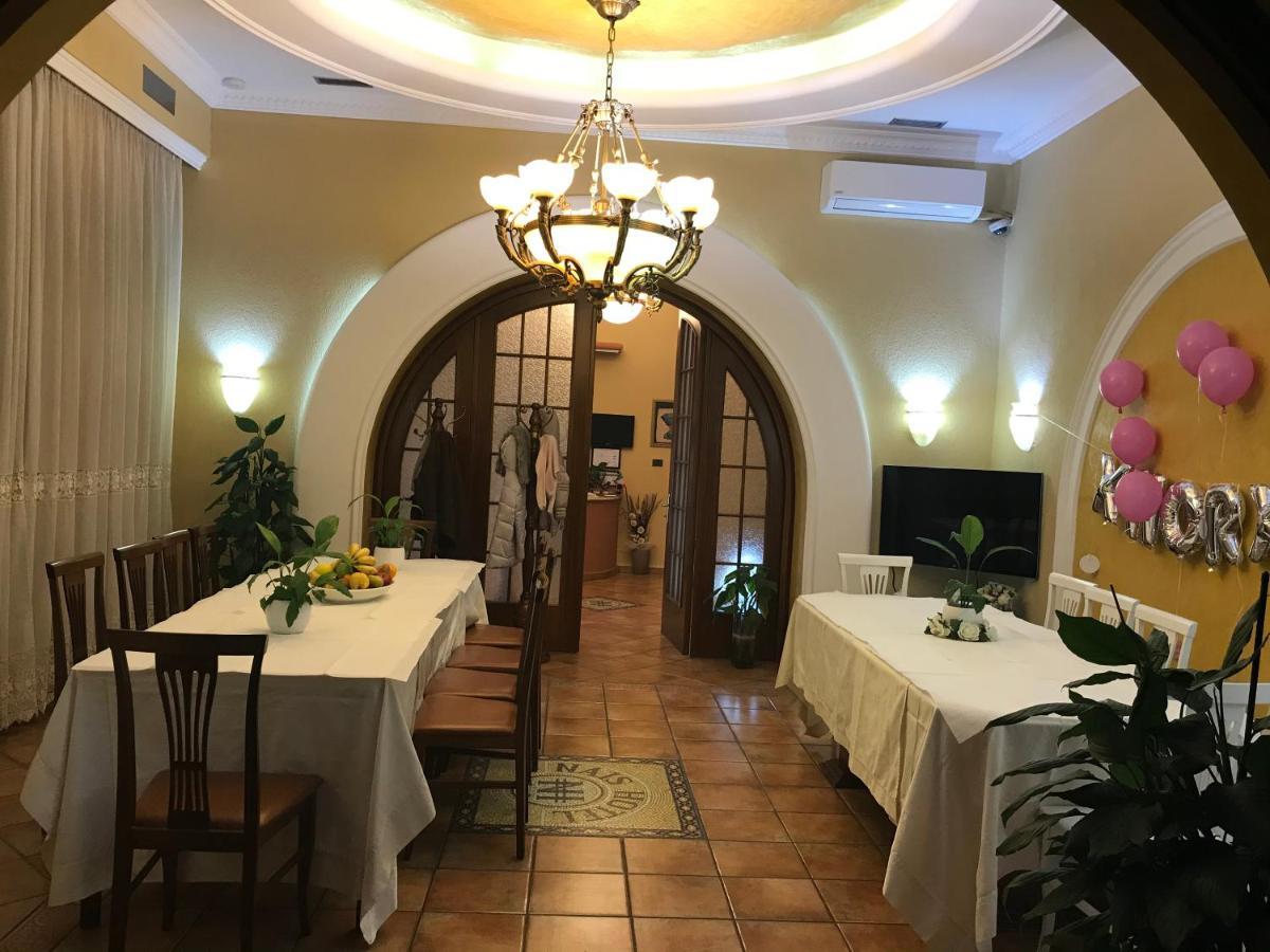 Hotel Nais Драч Екстериор снимка