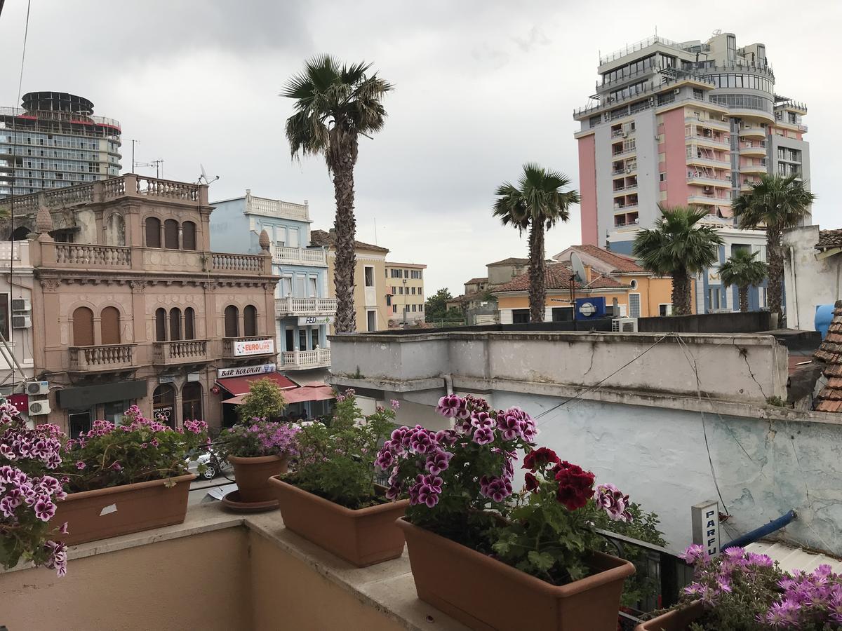 Hotel Nais Драч Екстериор снимка