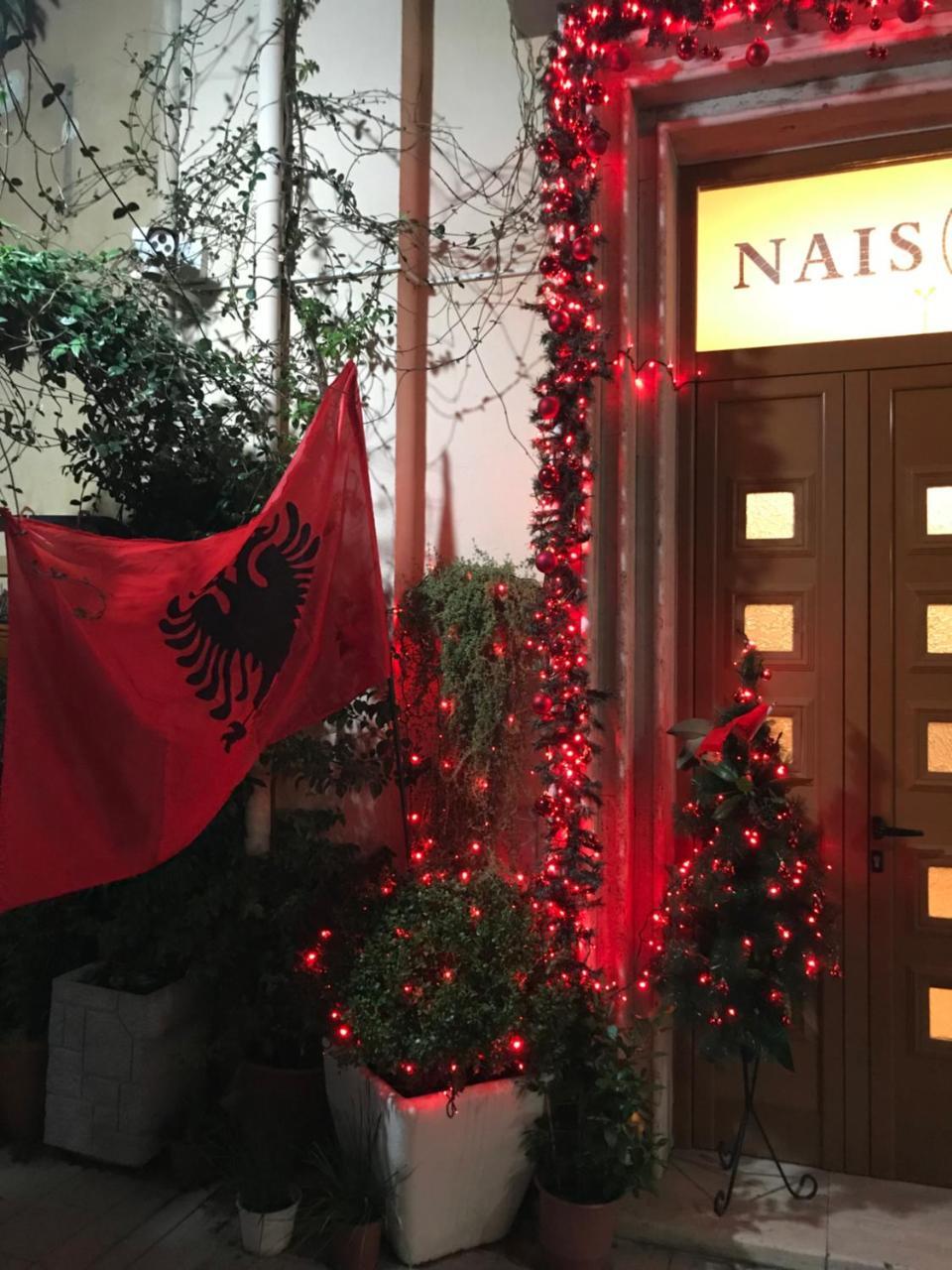 Hotel Nais Драч Екстериор снимка